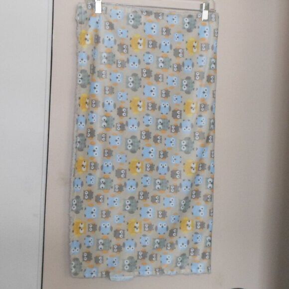 Blankets & Beyond owl baby blanket soft and cozy - Picture 5 of 6